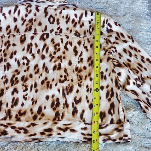 Women's CHICOS  Cheetah Print Jacket Size 2 - Picture 6 of 8